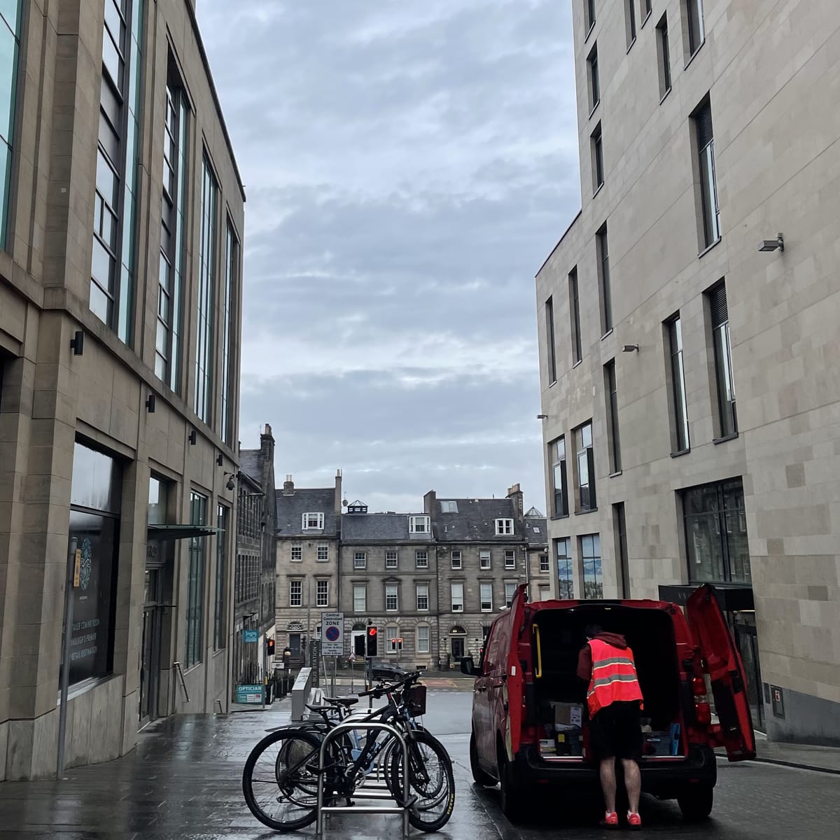 The Edinburgh Minute ⏰: Wednesday 25 October 2023