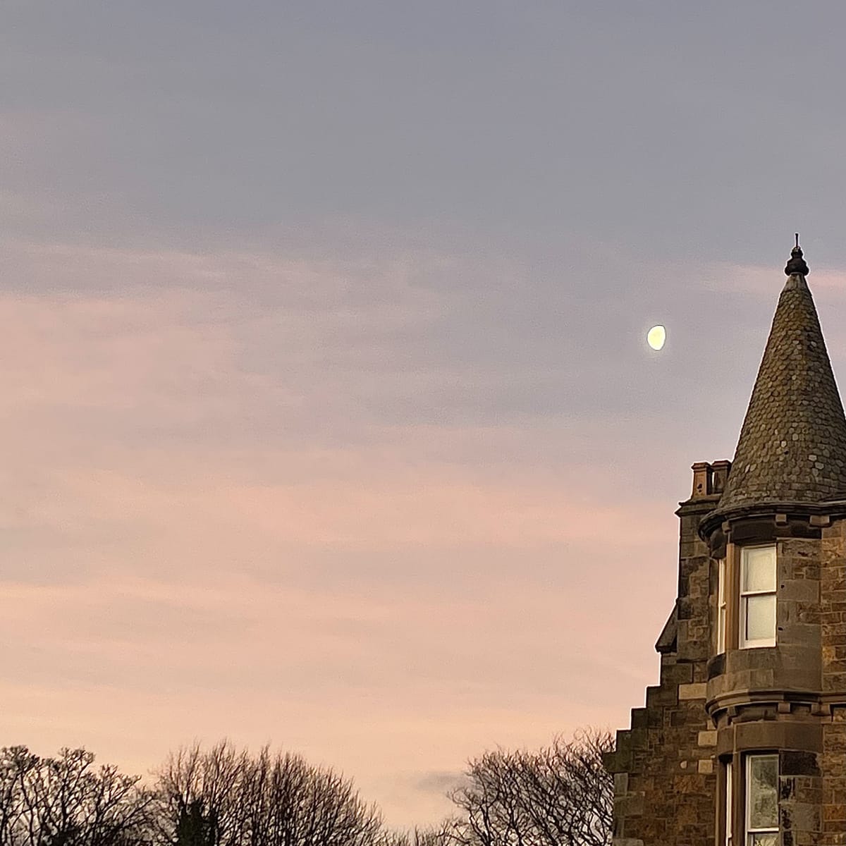 The Edinburgh Minute ⏰ Wednesday 11 December 2024